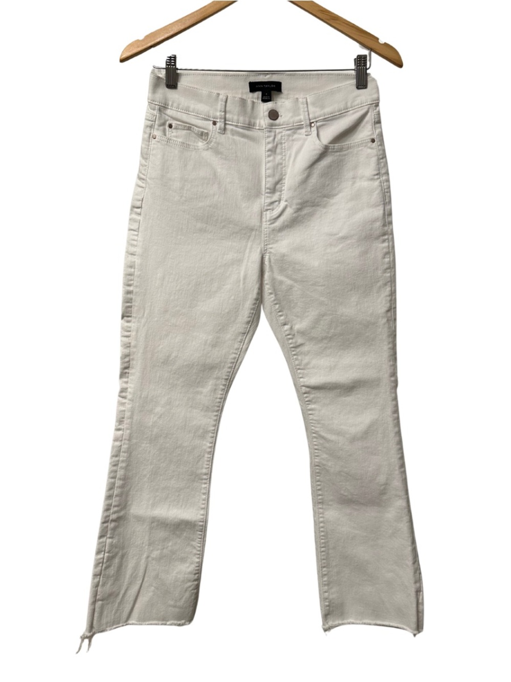 Ann Taylor White Raw Hem Straight Crop Jeans Size 4